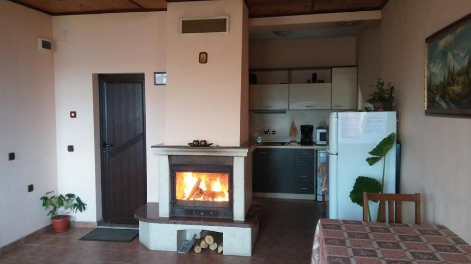 Villa Prolet General-Kantardzhievo Zewnętrze zdjęcie
