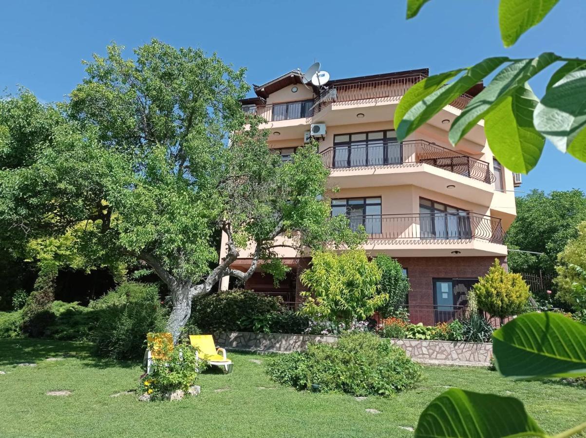 Villa Prolet General-Kantardzhievo Zewnętrze zdjęcie